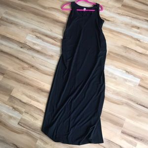 Old Navy Black maternity maxi dress size Large